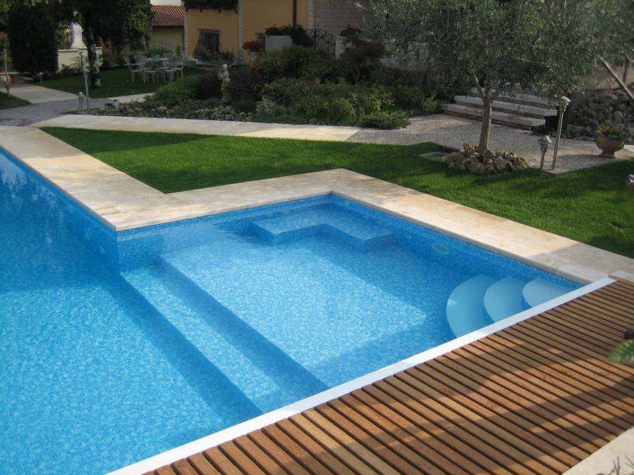 Acquafert progetto giardino con piscina residenziale (4) acquafert ... Giardini con piscina foto