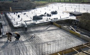 Acquafert Cicognolo costruzione fondo piscina ad onde