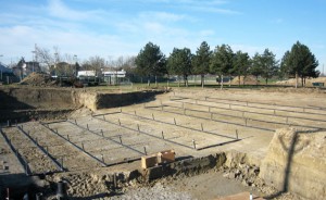 Acquafertpool Cicognolo distribuzione a pavimento piscina ad onde